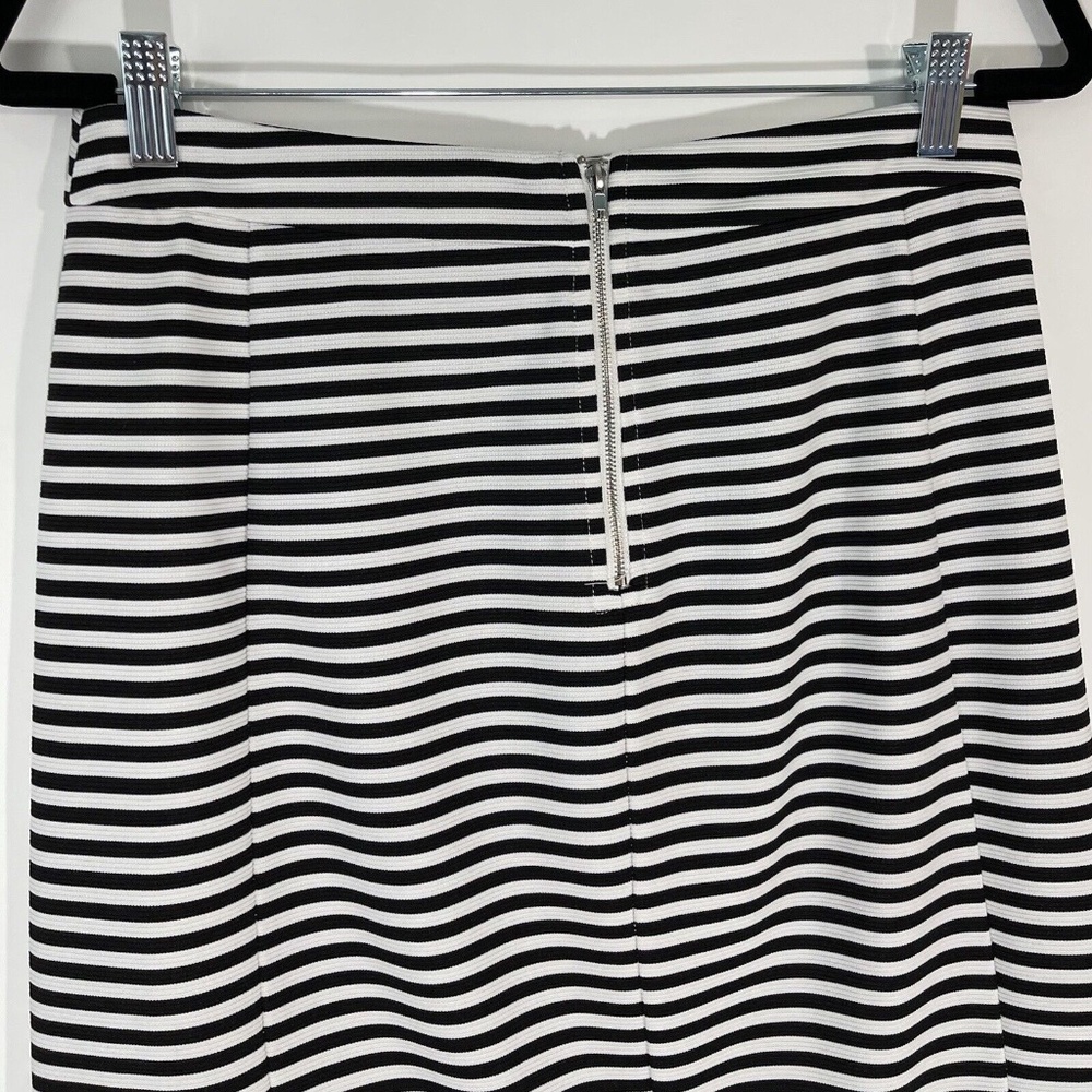 41 Hawthorn Women’s Size Medium Black White Striped Print Walt Zip Mini Skirt - Picture 7 of 9